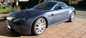 Aston Martin V8 Vantage Versicherungsbeispiel