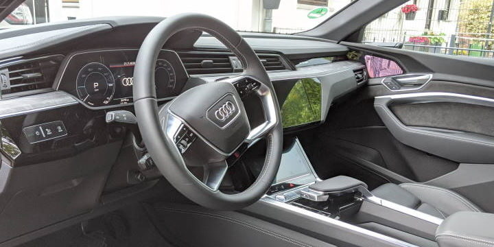 Audi E-Tron Versicherungsbeispiel
