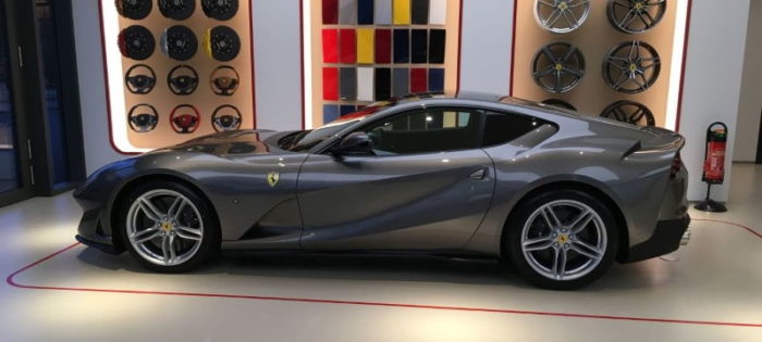 Ferrari 812 Superfast