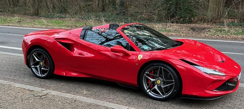 Ferrari F8 Spider