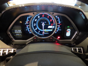 Lamborghini Aventador LP 700-4 Roadster