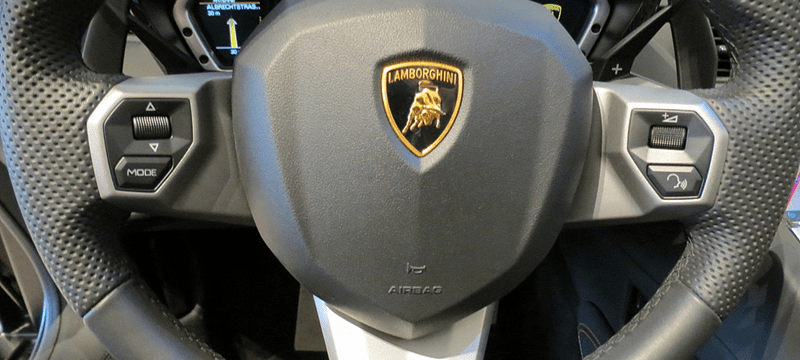 Lamborghini Aventador LP 700-4 Roadster