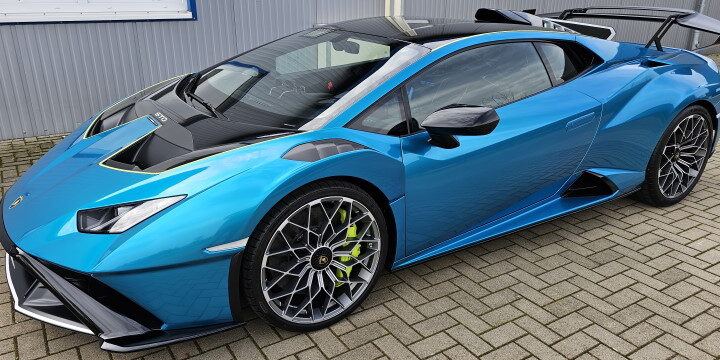 Lamborghini Huracan STO