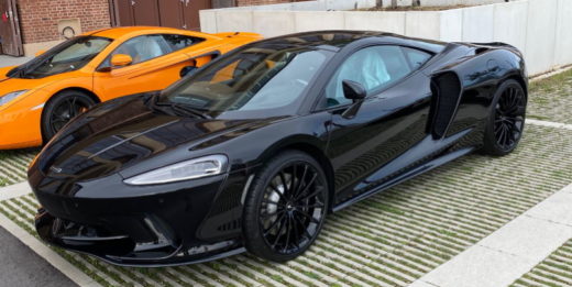 McLaren GT